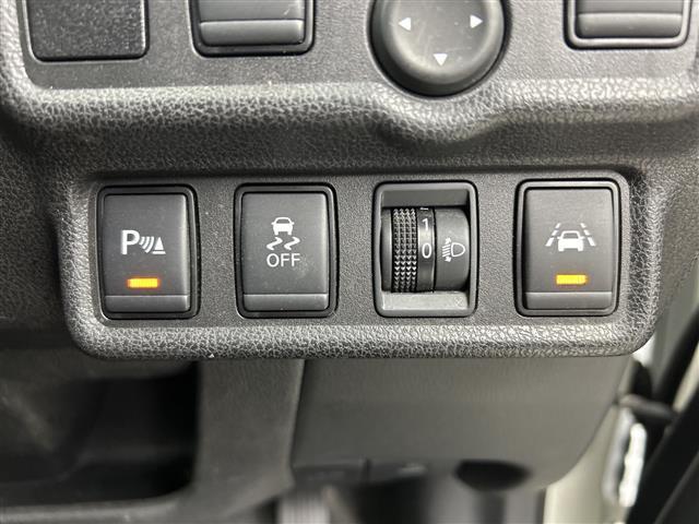 最新ナビ（フルセグ・ワンセグ・ＤＶＤ再生）もご案内。カロッツェリア・アルパイン・イクリプスのナビを取扱しておりバックカメラ（バックモニター）後席モニター（フリップダウンモニター）の取付も可能です。