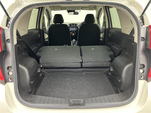 ◆商談ルームには「キッズスペース」を完備しています。ＤＶＤ、ブロック、絵本、おままごとセット。お子様連れでも、ゆっくりとお車をお選びいただけます！