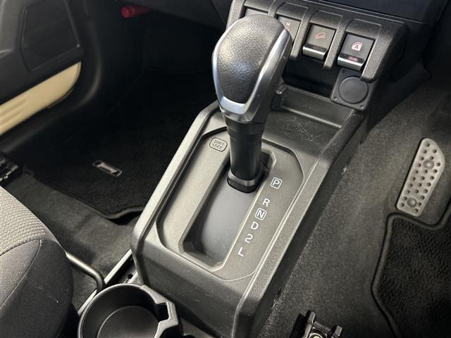 ジムニー XC 禁煙車 純正ナビ 衝突軽減ブレーキ レーンキープアシスト クルーズコントロール 4WD ターボ 純正ビルトインETC DN席シートヒーター 純正前後ドライブレコーダー オートハイビーム LED フォグ(31枚目)