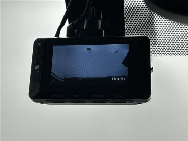 カムリ WS 禁煙車 純正ディスプレイオーディオ トヨタセーフティセンス 衝突軽減ブレーキ レーダークルーズコントロール ブラインドスポットモニター 前後クリアランスソナー 前席パワーシート 前席シートヒーター(10枚目)