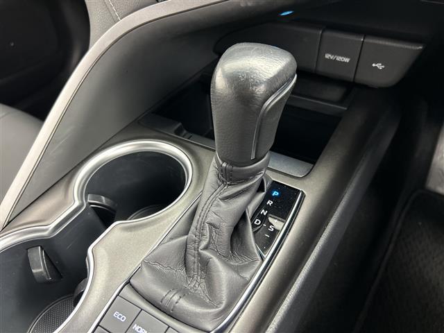 カムリ WS 禁煙車 純正ディスプレイオーディオ トヨタセーフティセンス 衝突軽減ブレーキ レーダークルーズコントロール ブラインドスポットモニター 前後クリアランスソナー 前席パワーシート 前席シートヒーター(25枚目)