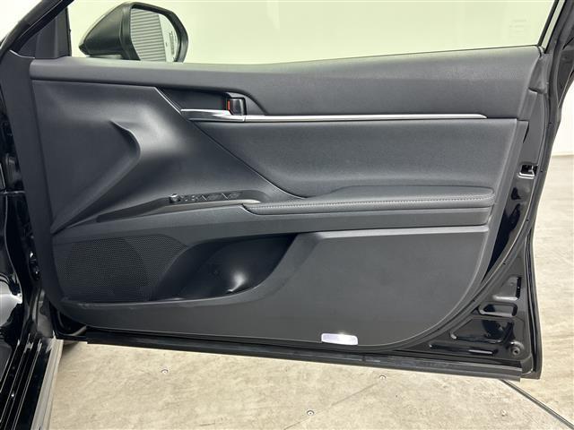 カムリ WS 禁煙車 純正ディスプレイオーディオ トヨタセーフティセンス 衝突軽減ブレーキ レーダークルーズコントロール ブラインドスポットモニター 前後クリアランスソナー 前席パワーシート 前席シートヒーター(35枚目)