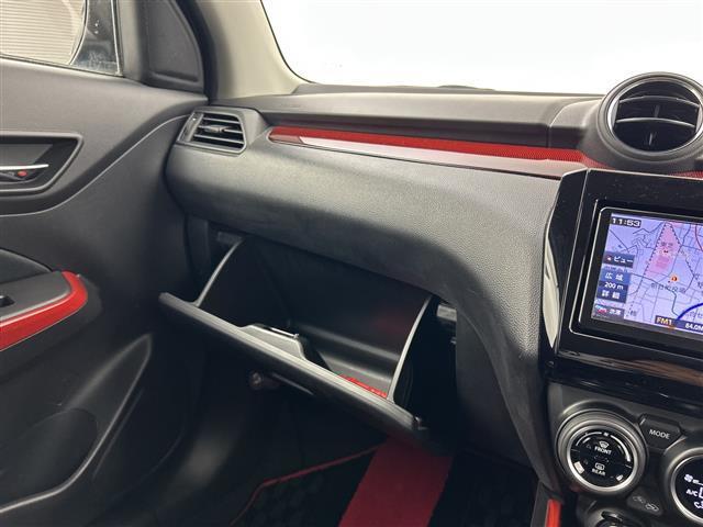 スイフトスポーツ ベースグレード /禁煙車/社外7型メモリナビ/フルセグTV/全方位カメラ/オートエアコン/MTモード付AT/パドルシフト/運転席シートヒーター/ウッドコンビステアリング/ステアリングスイッチ/レーダークルコン(20枚目)