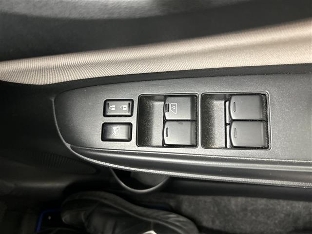 ノート e-パワー X 禁煙車 純正ナビ エマージェンシーブレーキ レーンキープアシスト アラウンドビューモニター インテリジェントスマートルームミラー 前後コーナーセンサー LED ETC DVD再生 Bluetooth(39枚目)