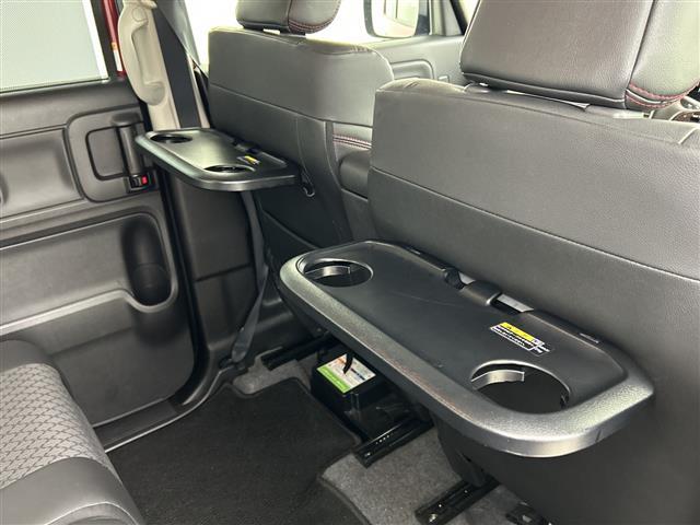 スペーシアカスタム ハイブリッドＸＳターボ　／禁煙車／社外ナビ／全方位カメラ／衝突被害軽減ブレーキ／両側パワースライドドア／ヘッドアップディスプレイ／クルーズコントロール／ビルトインＥＴＣ／コーナーセンサー／サーキュレーター／シートヒーター（26枚目）