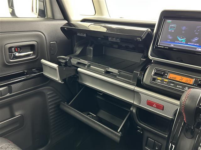 スペーシアカスタム ハイブリッドＸＳターボ　／禁煙車／社外ナビ／全方位カメラ／衝突被害軽減ブレーキ／両側パワースライドドア／ヘッドアップディスプレイ／クルーズコントロール／ビルトインＥＴＣ／コーナーセンサー／サーキュレーター／シートヒーター（27枚目）