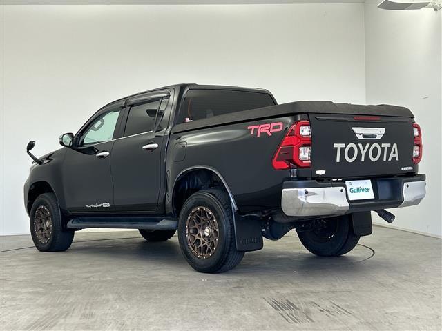ハイラックス Ｚ　禁煙車　ＴＲＤ　ＲＡＹＳホイール　純正ナビ　バックカメラ　前後コーナーセンサー　トヨタセーフティーセンス　レーダークルーズコントロール　レーンキープアシスト　ＥＴＣ　プッシュスタート　スマートキー（20枚目）