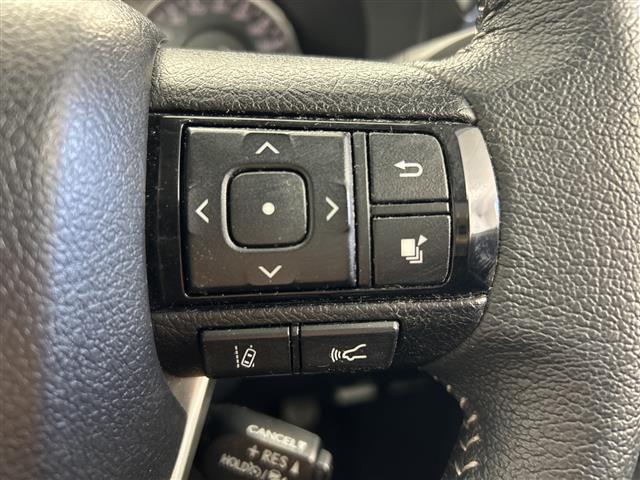 ハイラックス Ｚ　禁煙車　ＴＲＤ　ＲＡＹＳホイール　純正ナビ　バックカメラ　前後コーナーセンサー　トヨタセーフティーセンス　レーダークルーズコントロール　レーンキープアシスト　ＥＴＣ　プッシュスタート　スマートキー（25枚目）
