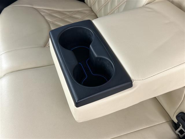 ハイラックス Ｚ　禁煙車　ＴＲＤ　ＲＡＹＳホイール　純正ナビ　バックカメラ　前後コーナーセンサー　トヨタセーフティーセンス　レーダークルーズコントロール　レーンキープアシスト　ＥＴＣ　プッシュスタート　スマートキー（36枚目）