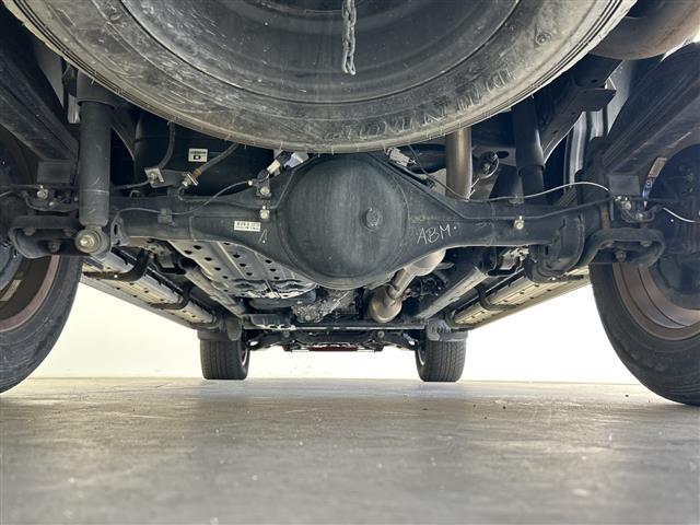 ハイラックス Ｚ　禁煙車　ＴＲＤ　ＲＡＹＳホイール　純正ナビ　バックカメラ　前後コーナーセンサー　トヨタセーフティーセンス　レーダークルーズコントロール　レーンキープアシスト　ＥＴＣ　プッシュスタート　スマートキー（44枚目）