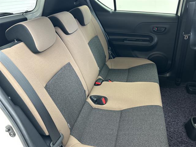 アクア Ｓ　グランパー　純正ナビ　全周囲　ＬＥＤヘッドライト　トヨタセーフティーセンス　レーンキープアシスト　前後コーナーセンサー　パーキングアシスト　オートライト　オートマチックハイビーム　スペアーキー　取説（15枚目）