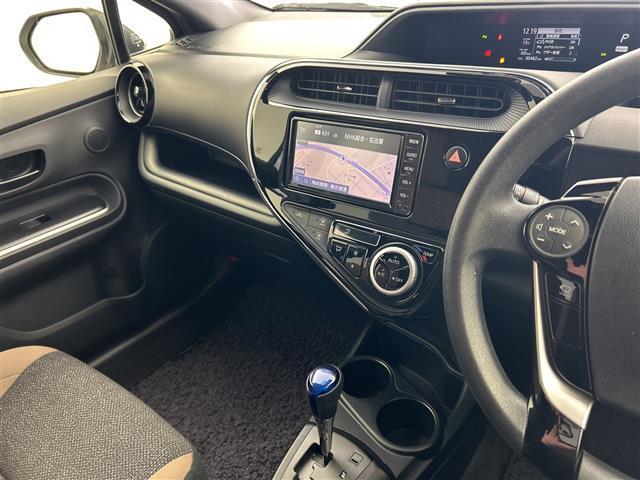 アクア Ｓ　グランパー　純正ナビ　全周囲　ＬＥＤヘッドライト　トヨタセーフティーセンス　レーンキープアシスト　前後コーナーセンサー　パーキングアシスト　オートライト　オートマチックハイビーム　スペアーキー　取説（32枚目）