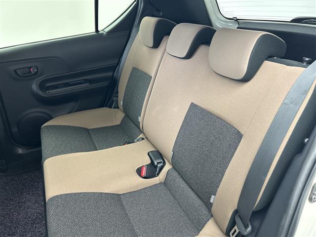 アクア Ｓ　グランパー　純正ナビ　全周囲　ＬＥＤヘッドライト　トヨタセーフティーセンス　レーンキープアシスト　前後コーナーセンサー　パーキングアシスト　オートライト　オートマチックハイビーム　スペアーキー　取説（34枚目）