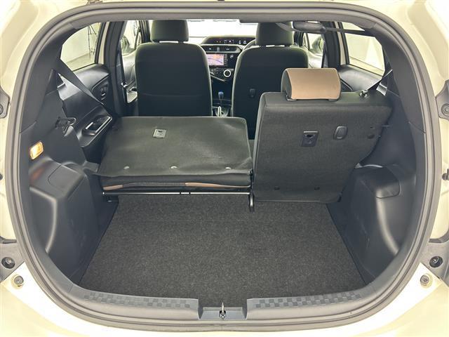 アクア Ｓ　グランパー　純正ナビ　全周囲　ＬＥＤヘッドライト　トヨタセーフティーセンス　レーンキープアシスト　前後コーナーセンサー　パーキングアシスト　オートライト　オートマチックハイビーム　スペアーキー　取説（36枚目）