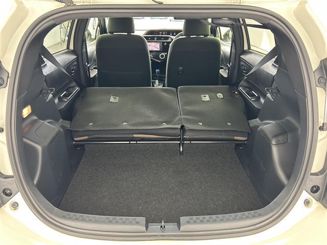 アクア Ｓ　グランパー　純正ナビ　全周囲　ＬＥＤヘッドライト　トヨタセーフティーセンス　レーンキープアシスト　前後コーナーセンサー　パーキングアシスト　オートライト　オートマチックハイビーム　スペアーキー　取説（38枚目）