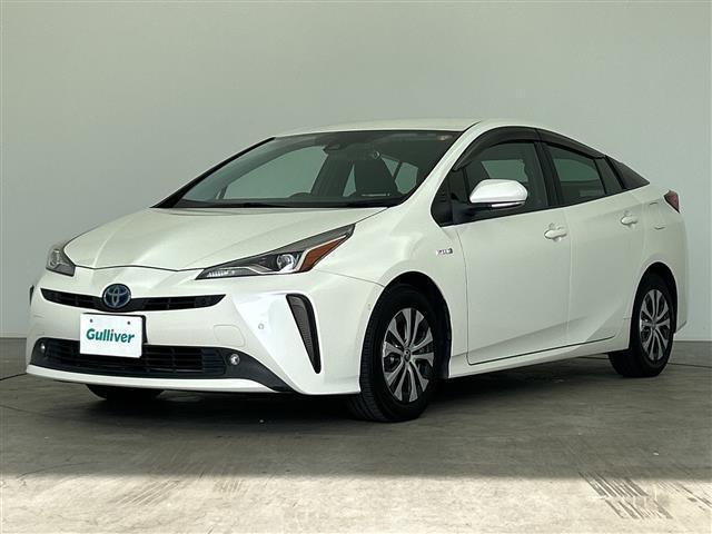 プリウス Ａ　禁煙車　純正ナビ　セーフティセンス　バックモニター　ブラインドスポットモニター　ヘッドアップディスプレイ　レーダークルーズコントロール　パワーバックドア　ワイヤレスチャージャー　パークアシスト（19枚目）