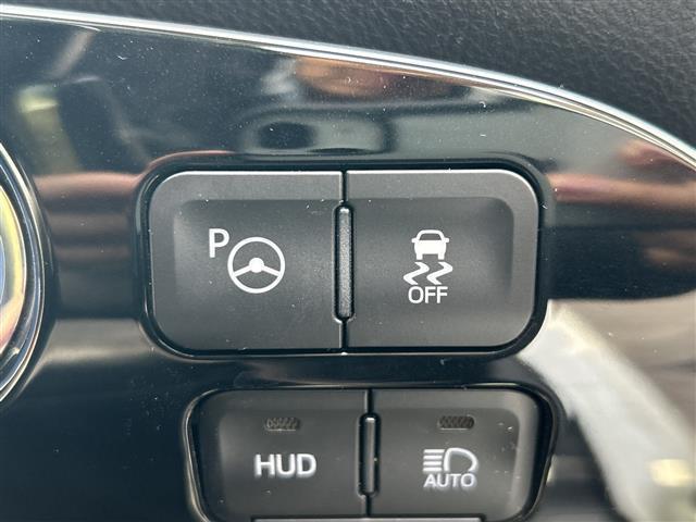 プリウス Ａ　禁煙車　純正ナビ　セーフティセンス　バックモニター　ブラインドスポットモニター　ヘッドアップディスプレイ　レーダークルーズコントロール　パワーバックドア　ワイヤレスチャージャー　パークアシスト（30枚目）