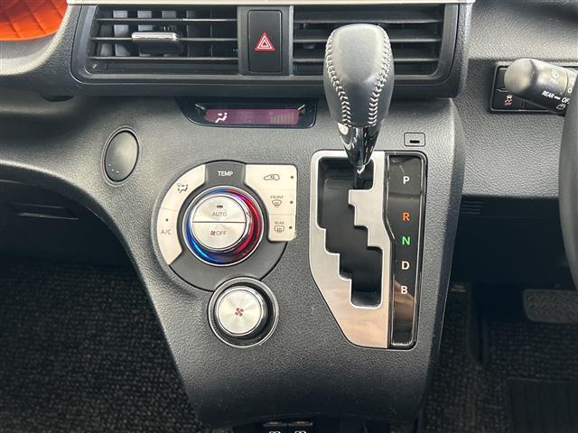 ◆商談ルームには「キッズスペース」を完備しています。ＤＶＤ、ブロック、絵本、おままごとセット。お子様連れでも、ゆっくりとお車をお選びいただけます！