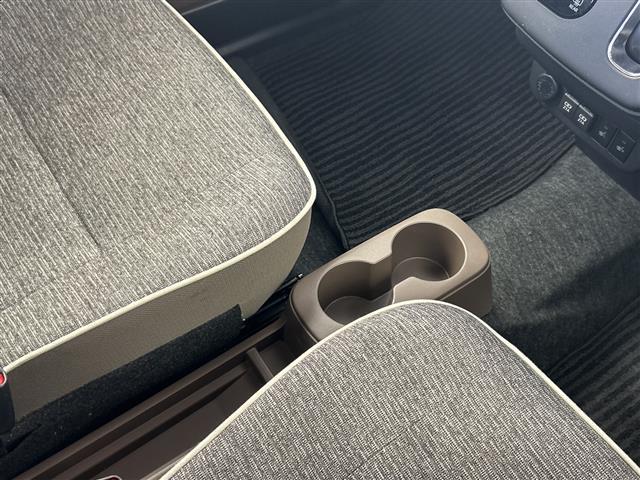 ミラトコット Ｇ　ＳＡＩＩＩ　禁煙車　社外ナビ　前席シートヒーター　全方位カメラ　オートライト　オートハイビーム　コーナーセンサー　衝突軽減ブレーキ　プッシュスタート／スマートキー　フルセグ　ｉＰｏｄ　ステアリングスイッチ（26枚目）