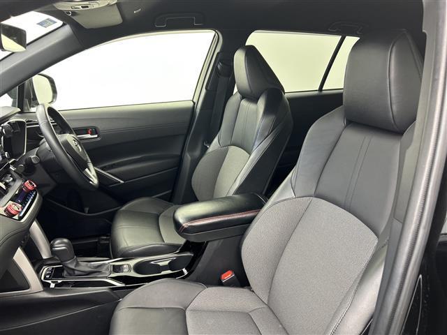 カローラクロス ハイブリッド Z 禁煙車/純正9インチDAナビ(BT.USB.フルセグTV.Miracast)/全方位カメラ/ToyotaSaftySense/クリアランスソナー/レーダークルーズコントロール/パワーバックドア/ETC(38枚目)