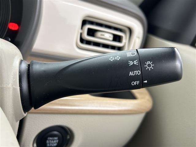 アルトラパン Ｘ　禁煙車　社外ナビ　シートヒーター　ＥＴＣ　オートライト　電動格納ミラー　衝突軽減ブレーキ　フルオートエアコン　プッシュスタート／スマートキー　スペアキー　アイドリングストップ　フルセグ　ＡＵＸ（8枚目）