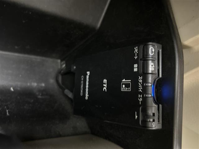 アルトラパン Ｘ　禁煙車　社外ナビ　シートヒーター　ＥＴＣ　オートライト　電動格納ミラー　衝突軽減ブレーキ　フルオートエアコン　プッシュスタート／スマートキー　スペアキー　アイドリングストップ　フルセグ　ＡＵＸ（10枚目）