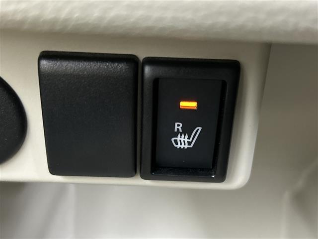 アルトラパン Ｘ　禁煙車　社外ナビ　シートヒーター　ＥＴＣ　オートライト　電動格納ミラー　衝突軽減ブレーキ　フルオートエアコン　プッシュスタート／スマートキー　スペアキー　アイドリングストップ　フルセグ　ＡＵＸ（11枚目）