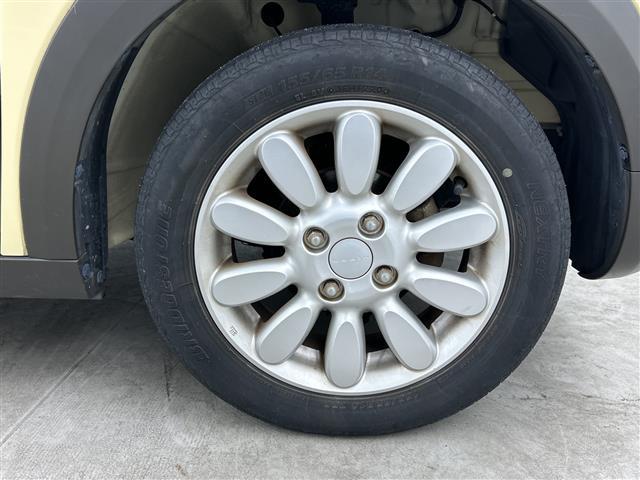 アルトラパン Ｘ　禁煙車　社外ナビ　シートヒーター　ＥＴＣ　オートライト　電動格納ミラー　衝突軽減ブレーキ　フルオートエアコン　プッシュスタート／スマートキー　スペアキー　アイドリングストップ　フルセグ　ＡＵＸ（16枚目）