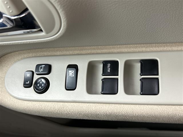 アルトラパン Ｘ　禁煙車　社外ナビ　シートヒーター　ＥＴＣ　オートライト　電動格納ミラー　衝突軽減ブレーキ　フルオートエアコン　プッシュスタート／スマートキー　スペアキー　アイドリングストップ　フルセグ　ＡＵＸ（23枚目）