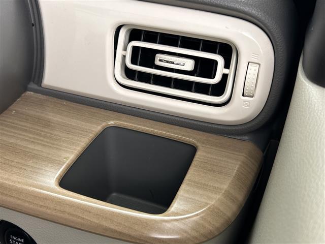 アルトラパン Ｘ　禁煙車　社外ナビ　シートヒーター　ＥＴＣ　オートライト　電動格納ミラー　衝突軽減ブレーキ　フルオートエアコン　プッシュスタート／スマートキー　スペアキー　アイドリングストップ　フルセグ　ＡＵＸ（29枚目）