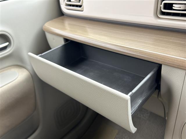 アルトラパン Ｘ　禁煙車　社外ナビ　シートヒーター　ＥＴＣ　オートライト　電動格納ミラー　衝突軽減ブレーキ　フルオートエアコン　プッシュスタート／スマートキー　スペアキー　アイドリングストップ　フルセグ　ＡＵＸ（32枚目）