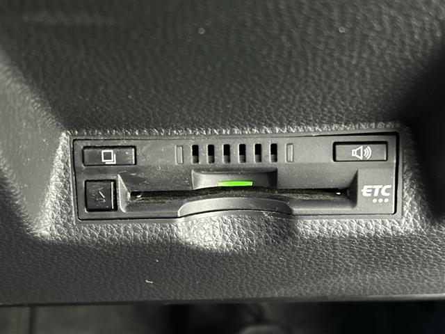 ヤリスクロス Z 禁煙車/純正ディスプレイオーディオ/バックカメラ/トヨタセーフティセンス/プリクラッシュセーフティ/オートマチックハイビーム/レーントレーシングアシスト/レーダークルーズコントロール(10枚目)