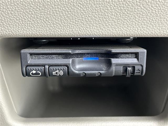 タント Ｘ　禁煙車　ナビ　オートエアコン　片側パワースライドドア　アイドリングストップ　ＥＴＣ　スマートキー　プッシュスタート　電格ミラー　Ｗエアバッグ　ＤＶＤ　フルセグ　オートライト　ＡＢＳ（5枚目）