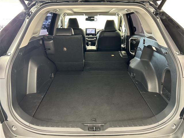 ＲＡＶ４ ハイブリッドＧ　禁煙車　純正９インチナビ　フルセグＴＶ／ＣＤ／ＤＶＤ／Ｂｌｕｅｔｏｏｔｈ／ＨＤＭＩ　サンルーフ　トヨタセーフティセンスシステム　衝突軽減ブレーキシス　オートハイビーム　レーダークルコン　ＥＴＣ（40枚目）