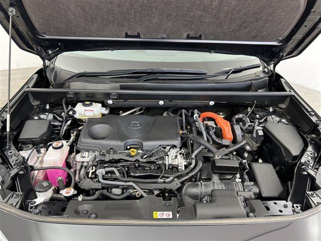 ＲＡＶ４ ハイブリッドＧ　禁煙車　純正９インチナビ　フルセグＴＶ／ＣＤ／ＤＶＤ／Ｂｌｕｅｔｏｏｔｈ／ＨＤＭＩ　サンルーフ　トヨタセーフティセンスシステム　衝突軽減ブレーキシス　オートハイビーム　レーダークルコン　ＥＴＣ（42枚目）