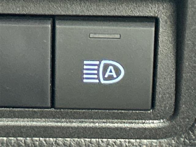 ヤリスクロス ハイブリッドZ 禁煙車/純正ナビ/パノラミックビューモニター/トヨタセーフティセンス/プリクラッシュセーフティ/レーダークルーズコントロール/オートマチックハイビーム/レーントレーシングアシスト/前席シートヒーター(8枚目)