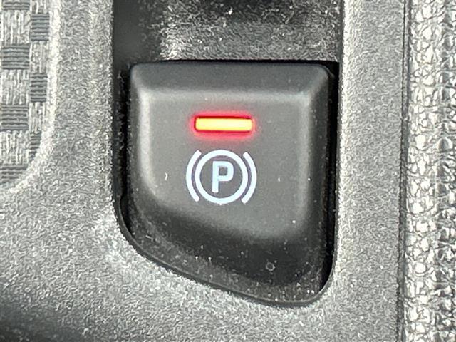 ヤリスクロス ハイブリッドZ 禁煙車/純正ナビ/パノラミックビューモニター/トヨタセーフティセンス/プリクラッシュセーフティ/レーダークルーズコントロール/オートマチックハイビーム/レーントレーシングアシスト/前席シートヒーター(10枚目)