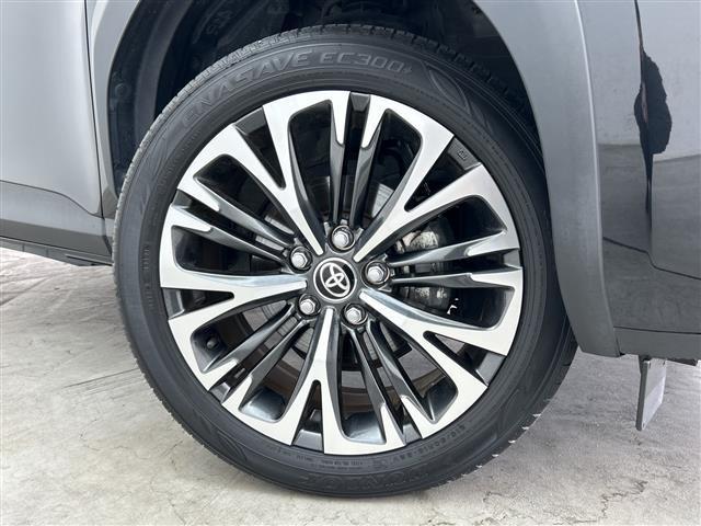 ヤリスクロス ハイブリッドZ 禁煙車/純正ナビ/パノラミックビューモニター/トヨタセーフティセンス/プリクラッシュセーフティ/レーダークルーズコントロール/オートマチックハイビーム/レーントレーシングアシスト/前席シートヒーター(17枚目)