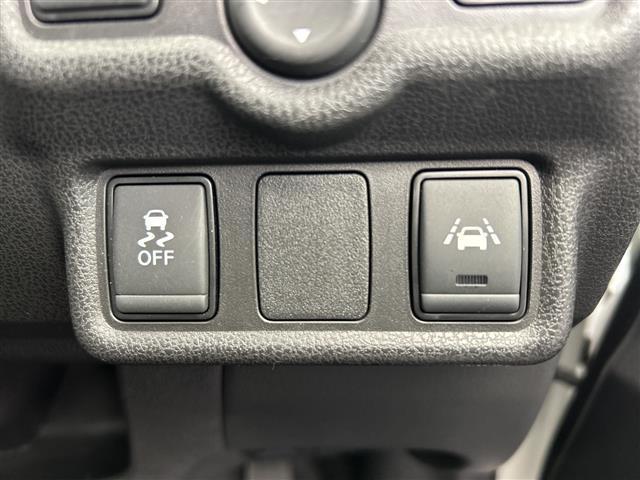 ノート ｅ－パワー　Ｘ　禁煙車　純正ナビ　全周囲カメラ　ドラレコ　ＬＥＤヘッドライト　衝突軽減ブレーキ　レーンキープアシスト　インテリジェントルームミラー　前後コーナーセンサー　スマートキー　プッシュスタート（7枚目）