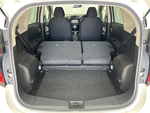 ノート ｅ－パワー　Ｘ　禁煙車　純正ナビ　全周囲カメラ　ドラレコ　ＬＥＤヘッドライト　衝突軽減ブレーキ　レーンキープアシスト　インテリジェントルームミラー　前後コーナーセンサー　スマートキー　プッシュスタート（13枚目）