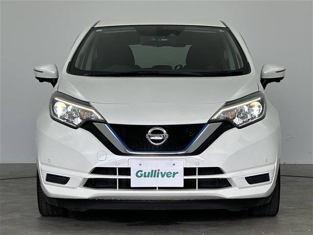 ノート ｅ－パワー　Ｘ　禁煙車　純正ナビ　全周囲カメラ　ドラレコ　ＬＥＤヘッドライト　衝突軽減ブレーキ　レーンキープアシスト　インテリジェントルームミラー　前後コーナーセンサー　スマートキー　プッシュスタート（15枚目）