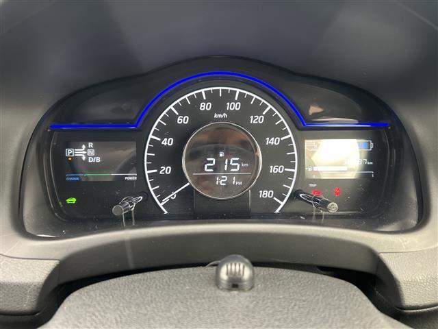 ノート ｅ－パワー　Ｘ　禁煙車　純正ナビ　全周囲カメラ　ドラレコ　ＬＥＤヘッドライト　衝突軽減ブレーキ　レーンキープアシスト　インテリジェントルームミラー　前後コーナーセンサー　スマートキー　プッシュスタート（24枚目）
