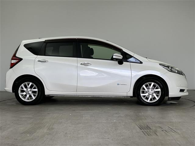 ノート ｅ－パワー　Ｘ　禁煙車　純正ナビ　全周囲カメラ　ドラレコ　ＬＥＤヘッドライト　衝突軽減ブレーキ　レーンキープアシスト　インテリジェントルームミラー　前後コーナーセンサー　スマートキー　プッシュスタート（38枚目）