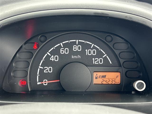 キャリイトラック ＫＣエアコン・パワステ　ＡＷＤ　ハ゛ックカメラ　社外オーテ゛ィオ（ＣＤ）　ＬＥＤヘット゛ライト　ＥＴＣ　ヘット゛ライトレヘ゛リンク゛スイッチ　スヘ゜アタイヤ付き　スヘ゜アキー１セット　荷台コ゛ムマット付き　人気ＭＴ車（21枚目）