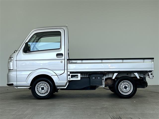 キャリイトラック ＫＣエアコン・パワステ　ＡＷＤ　ハ゛ックカメラ　社外オーテ゛ィオ（ＣＤ）　ＬＥＤヘット゛ライト　ＥＴＣ　ヘット゛ライトレヘ゛リンク゛スイッチ　スヘ゜アタイヤ付き　スヘ゜アキー１セット　荷台コ゛ムマット付き　人気ＭＴ車（34枚目）