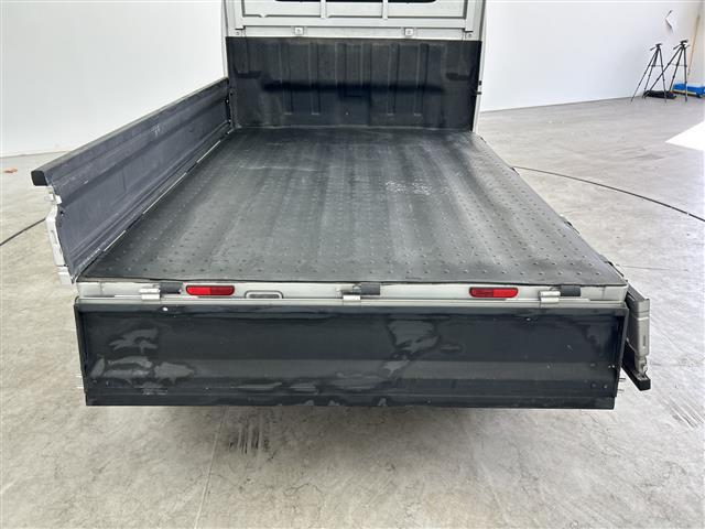 キャリイトラック ＫＣエアコン・パワステ　ＡＷＤ　ハ゛ックカメラ　社外オーテ゛ィオ（ＣＤ）　ＬＥＤヘット゛ライト　ＥＴＣ　ヘット゛ライトレヘ゛リンク゛スイッチ　スヘ゜アタイヤ付き　スヘ゜アキー１セット　荷台コ゛ムマット付き　人気ＭＴ車（38枚目）