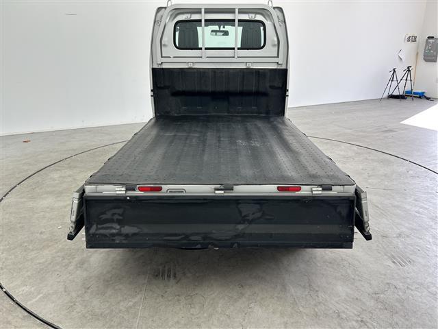 キャリイトラック ＫＣエアコン・パワステ　ＡＷＤ　ハ゛ックカメラ　社外オーテ゛ィオ（ＣＤ）　ＬＥＤヘット゛ライト　ＥＴＣ　ヘット゛ライトレヘ゛リンク゛スイッチ　スヘ゜アタイヤ付き　スヘ゜アキー１セット　荷台コ゛ムマット付き　人気ＭＴ車（39枚目）