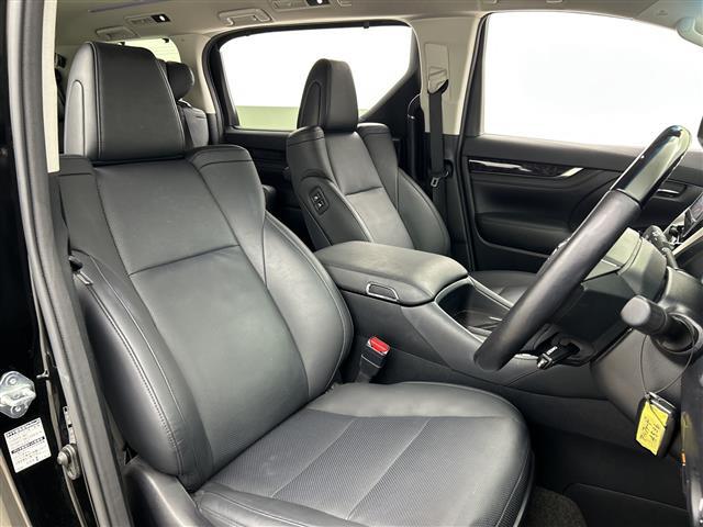 アルファード 2.5S Cパッケージ 禁煙車 純正ディスプレイオーディオ トヨタセーフティセンス 衝突軽減ブレーキ レーダークルーズコントロール レーントレーシングアシスト パワーバックドア 純正フリップダウンモニター 両側電動スライド(13枚目)
