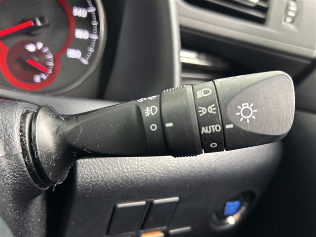 アルファード 2.5S Cパッケージ 禁煙車 純正ディスプレイオーディオ トヨタセーフティセンス 衝突軽減ブレーキ レーダークルーズコントロール レーントレーシングアシスト パワーバックドア 純正フリップダウンモニター 両側電動スライド(24枚目)