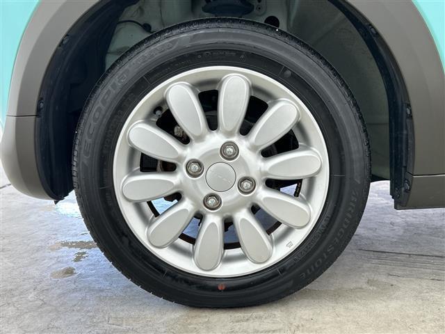 アルトラパン X 禁煙車 純正ナビ Bluetooth フルセグ 前席シートヒーター 全方位カメラ ETC オートライト 衝突軽減ブレーキ レーンキープアシスト プッシュスタート/スマートキー 純正アルミホイール(41枚目)